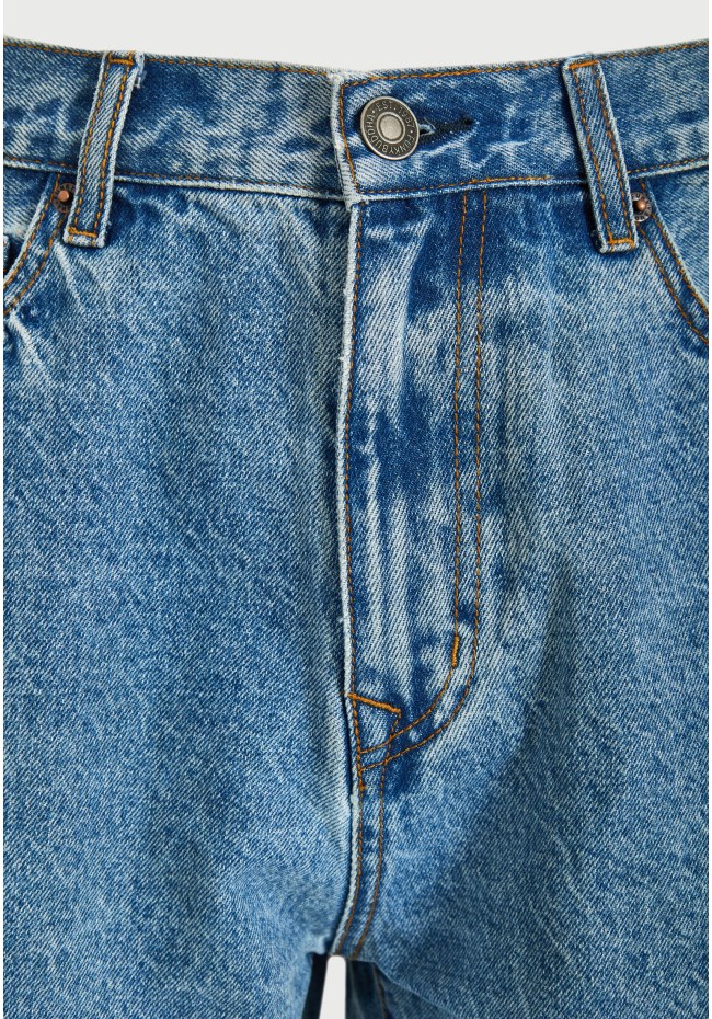 Ανδρική baggy βερμούδα τζην με washed effects