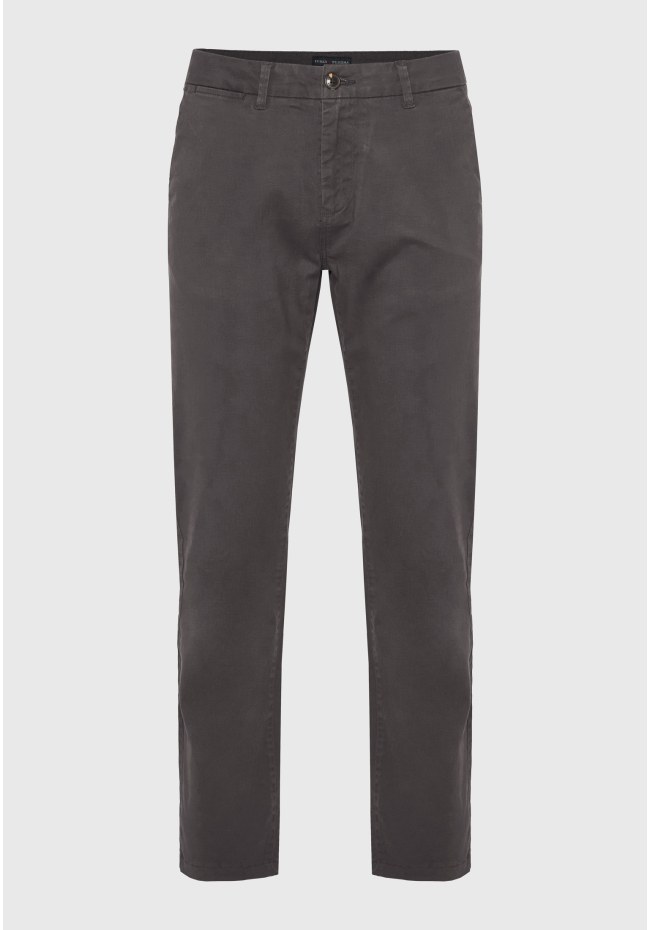 Men's chino pants - The essentials