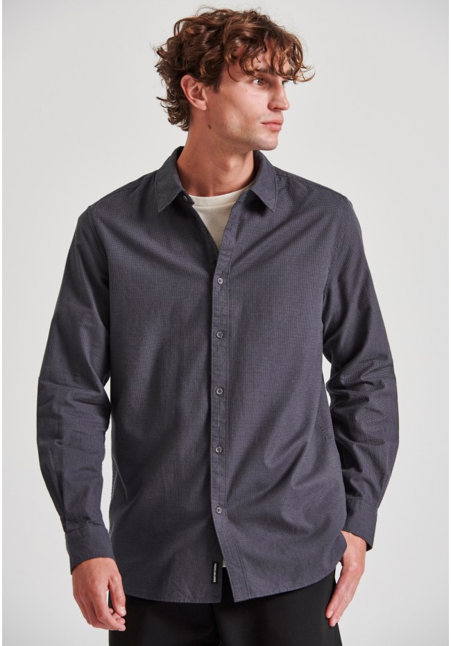 Yarn dyed micro-checked pattern shirt