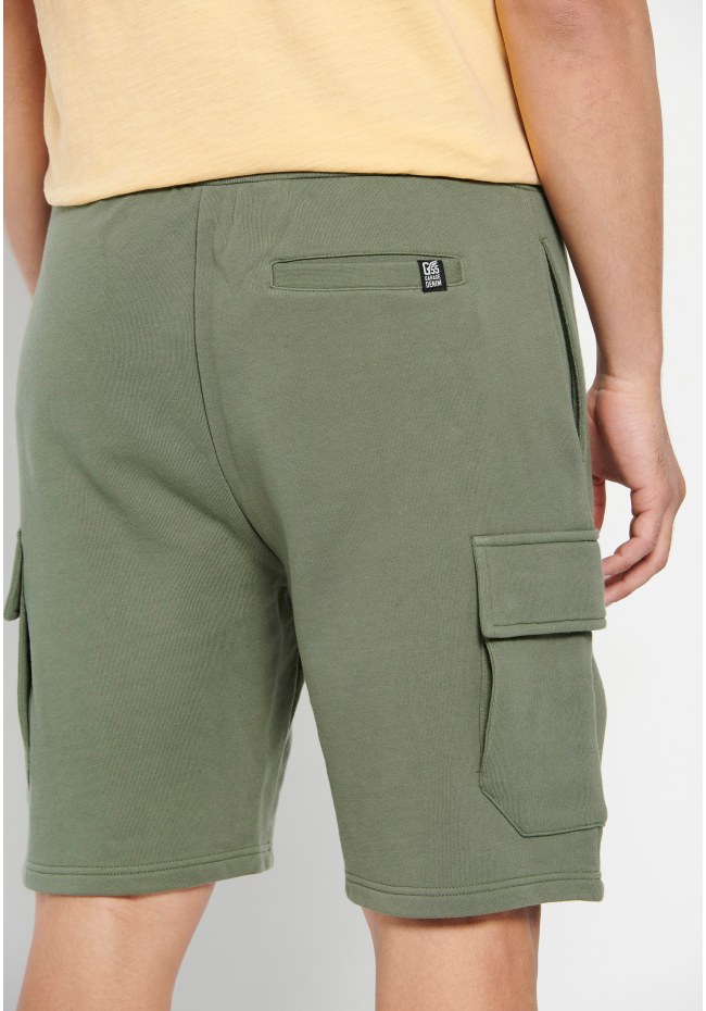 Loose tapered fit αθλητική βερμούδα Garage 55