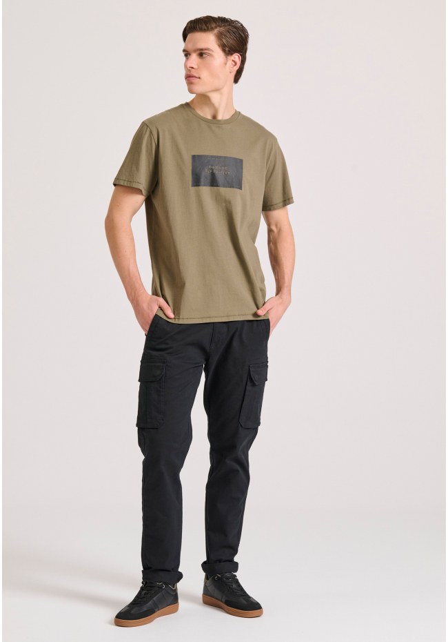 T-shirt με τύπωμα στο στήθος Garage 55