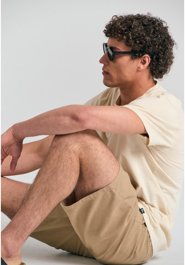 Linen blend garment dyed chino βερμούδα.