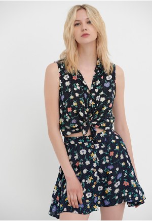 Εμπριμέ μίνι φούστα