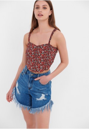 Εμπριμέ cropped top με φλοράλ τύπωμα