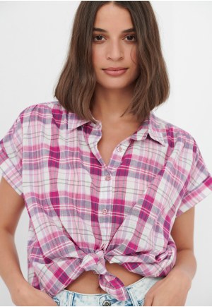 Women's plaid shirt