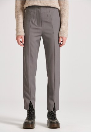 Women's cropped casual pants