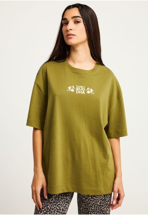 Oversized t-shirt with “Respect Nature” print