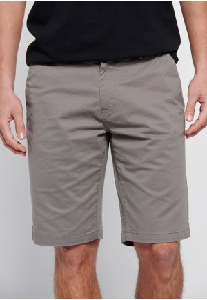 Essential chino shorts