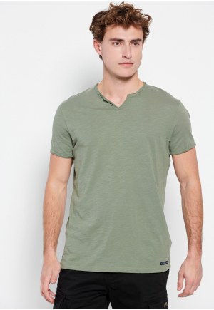 Essential t-shirt με λαιμό henley
