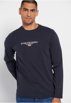 Longsleeve t-shirt with chest print