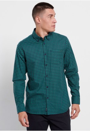 Men's plaid shirt with front pocket
