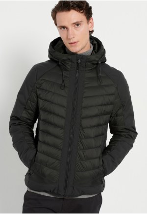 Hooded quilted jacket