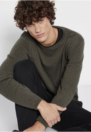 Men's cashmere blend crew neck sweater