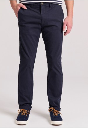 Men's chino pants - The essentials