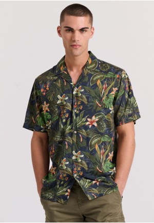 Short-sleeve all over printed relaxed fit resort shirt
