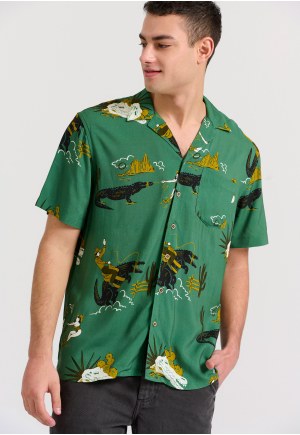 Short-sleeve all over printed relaxed fit rayon shirt