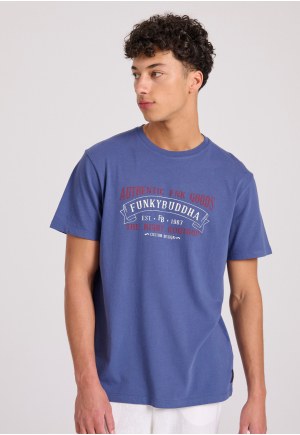 T-shirt with vintage text artwork print
