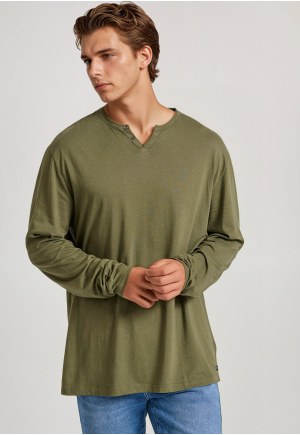 Relaxed fit t-shirt με λαιμό henley