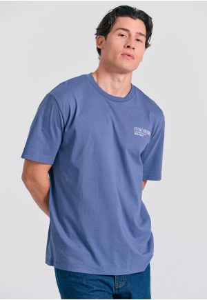 Relaxed t-shirt with vintage print on the back