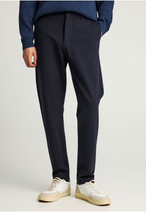 Ανδρικό chino παντελόνι σε tapered γραμμή