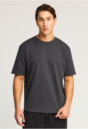 T-shirt με text τύπωμα στην πλάτη