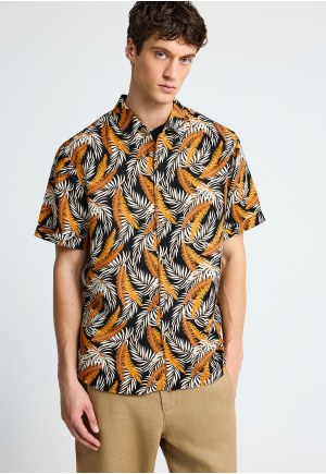 Men's relaxed lyocell blend short-sleeve shirt