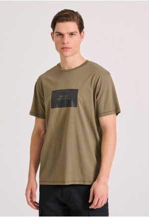 T-shirt με τύπωμα στο στήθος Garage 55