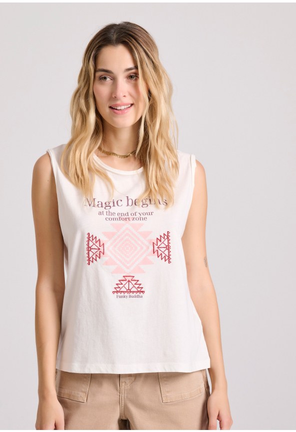 Γυναικείο t-shirt με bohemian τύπωμα και raw cuts