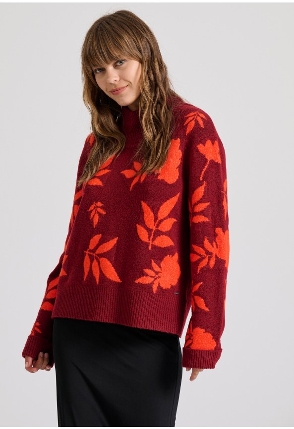 Turtle neck pullover with fall leaves