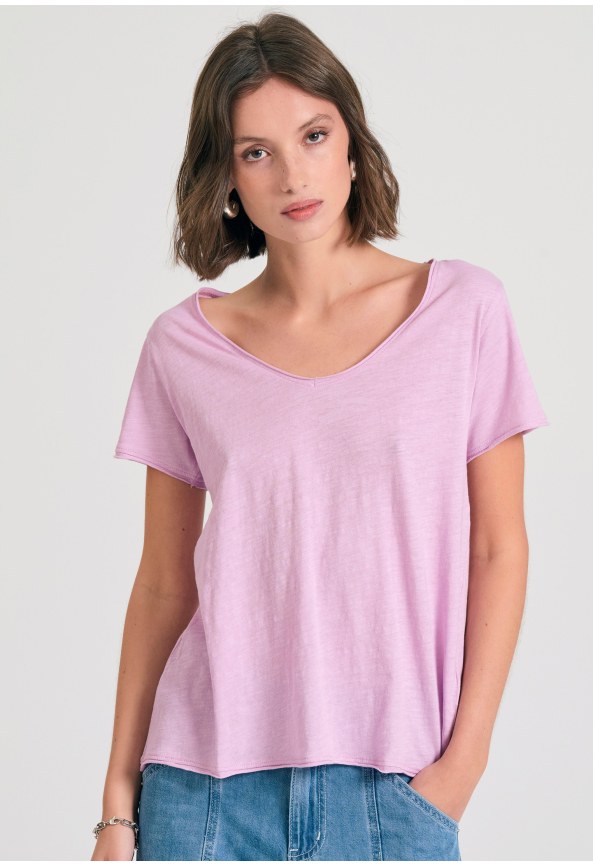 Γυναικείο V-neck t-shirt με raw edges - The essentials