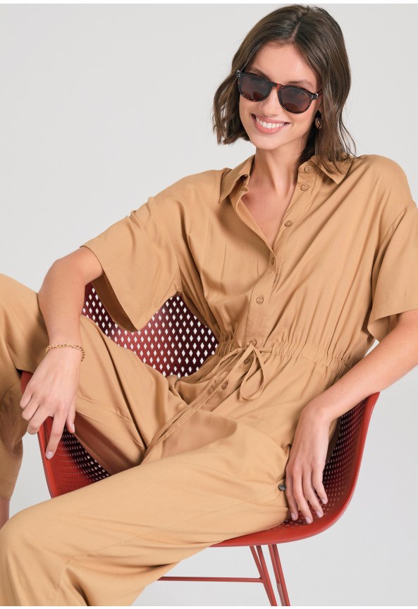 Loose fit jumpsuit with tie knot