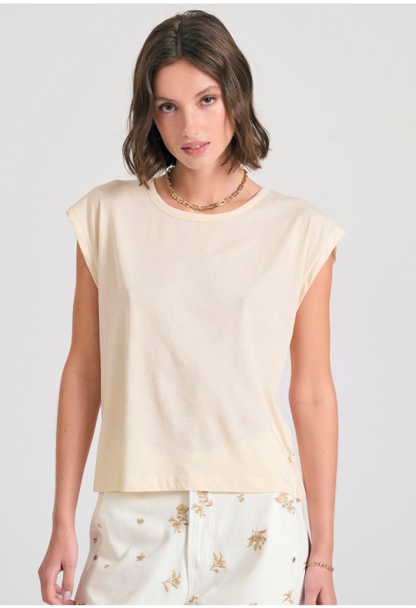 Women's t-shirt with open back