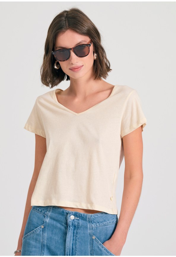 Γυναικείο βαμβακερό t-shirt με άνοιγμα V