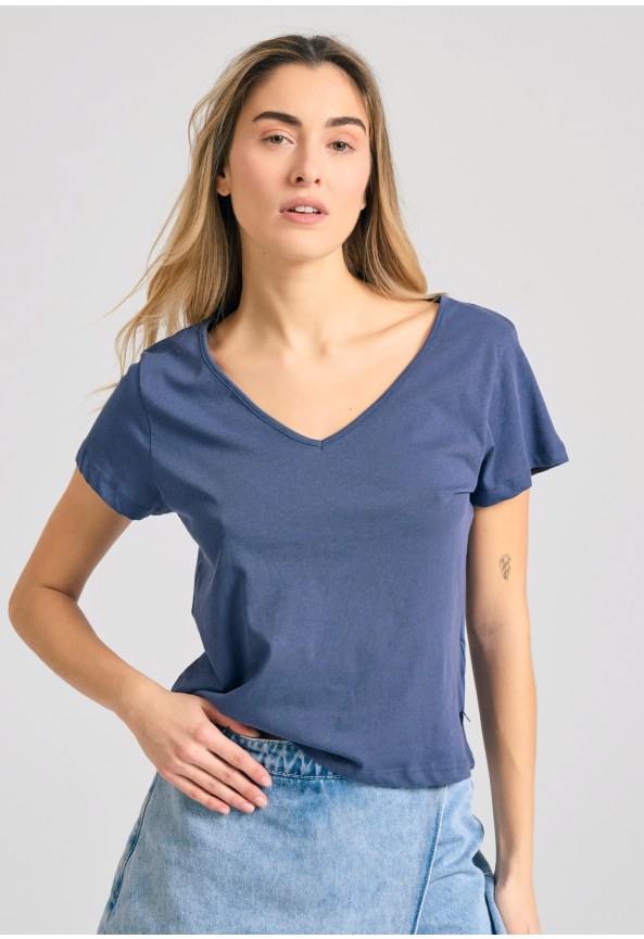 Γυναικείο βαμβακερό t-shirt με άνοιγμα V
