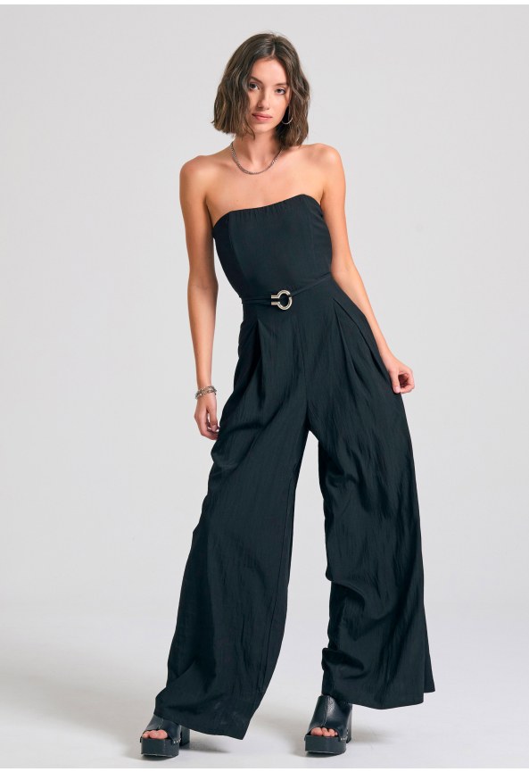 Jumpsuit with bow on the back
