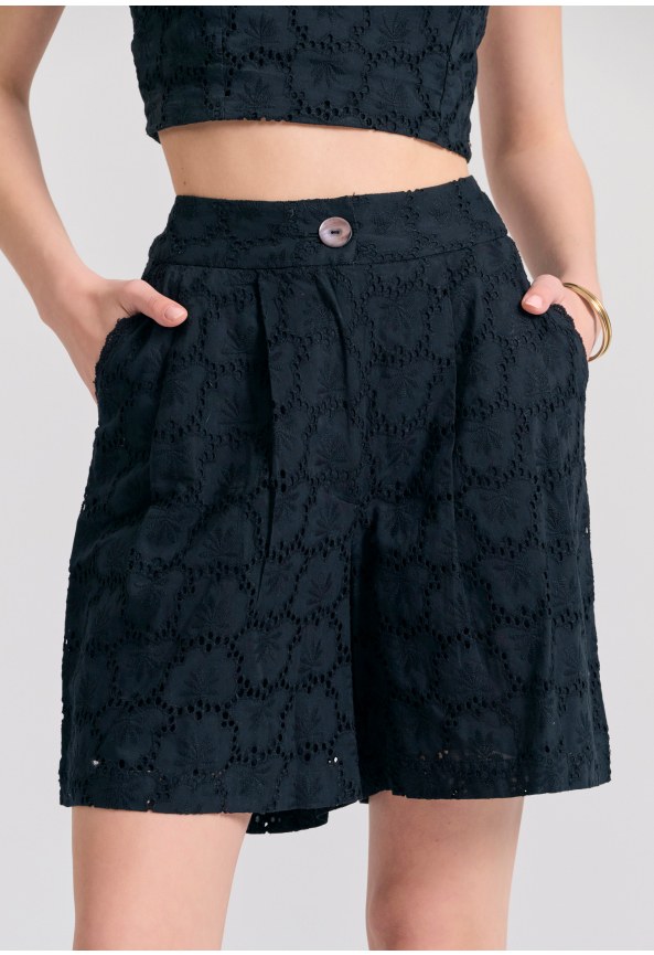 Γυναικεία embroidery βερμούδα με πιέτες
