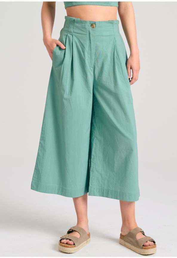 Loose fit παντελόνι με πιέτες στη μέση