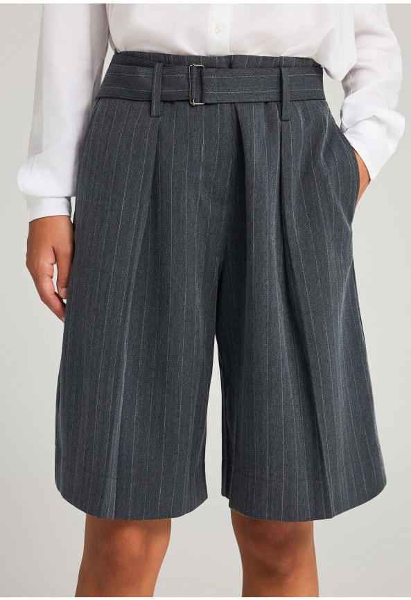 Ριγέ βερμούδα με ζώνη
