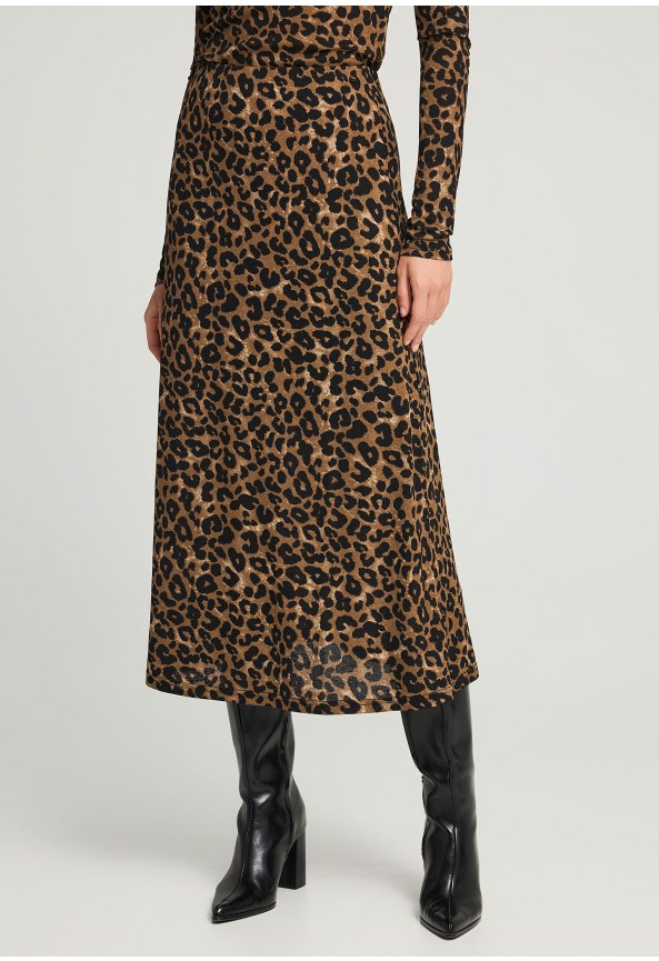 Women's skirt with animal print