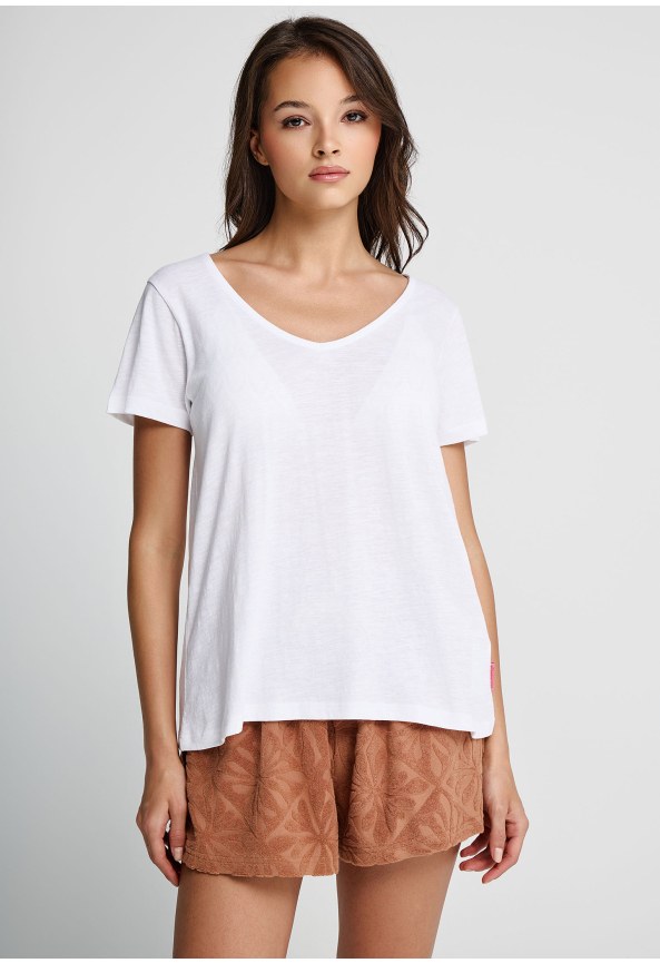 T-shirt με V λαιμόκοψη - The basics collection