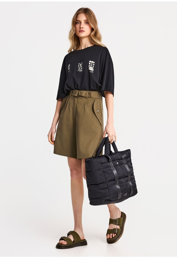 Γυναικεία καπιτονέ τσάντα