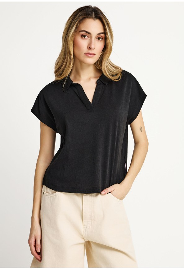 Γυναικείο T-shirt με γιακά - The basics collection