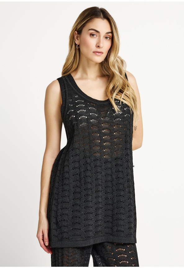 Αμάνικο τοπ με αραιή πλέξη