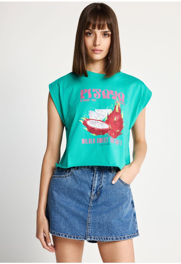 Women's sleeveless t-shirt made of organic cotton