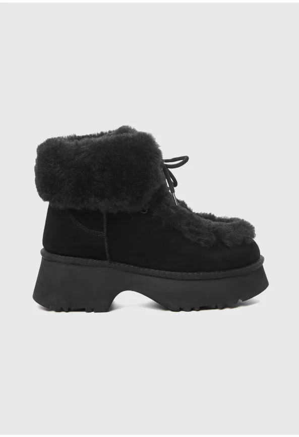 Women's suede winter boots with fur lining