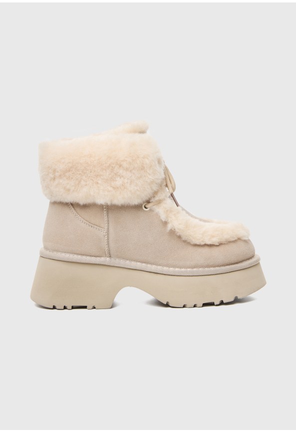 Women's suede winter boots with fur lining