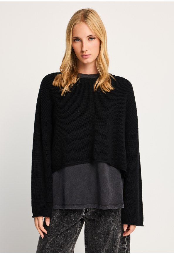 Γυναικεία oversized cropped πλεκτή μπλούζα με μαλλί