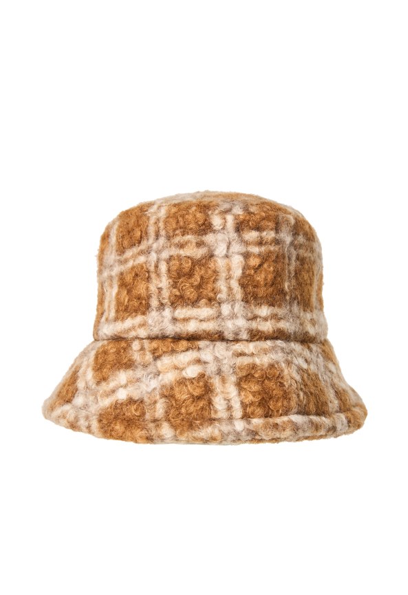 Checkered fuzzy bucket hat