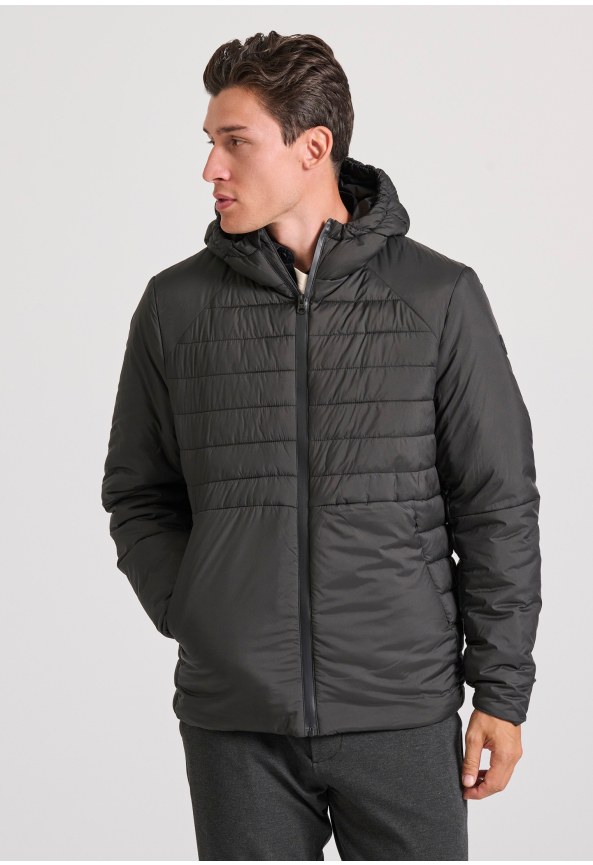 Quilted traveller jacket with hood