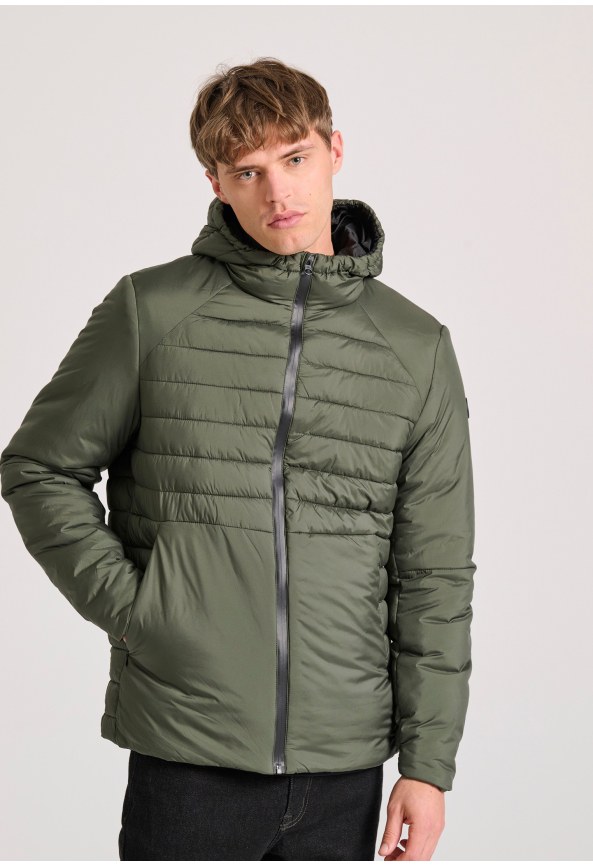 Quilted traveller jacket with hood